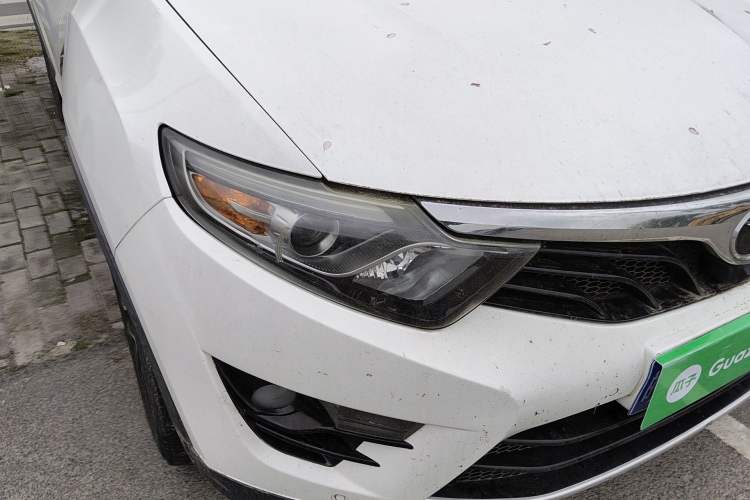 Used Soueast DX7 2015 1.5T Automatic Prestige Model Right Front Headlight