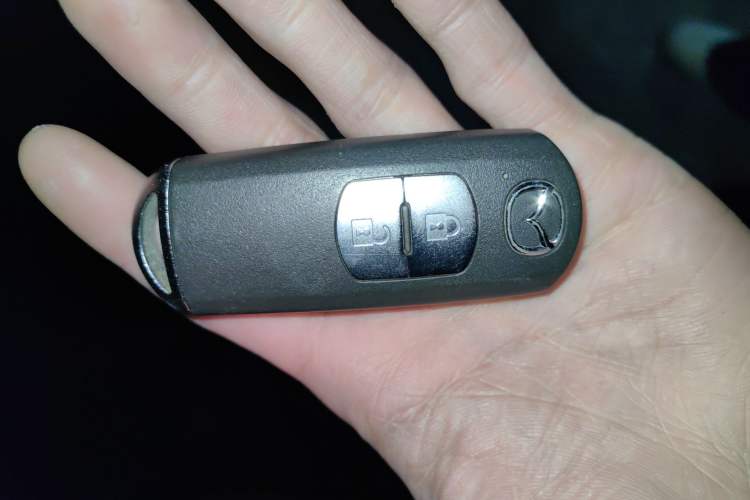 Used Mazda CX-7 2014 2.5L 2WD Luxury Edition Vehicle Key