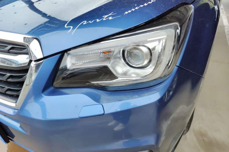 Used Subaru Forester 2016 2.5i Luxury Navigation Edition Left Front Headlight