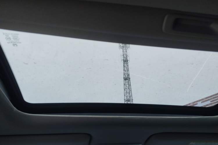 Used Honda Jade 2014 1.8L Automatic Comfort Elite Version 5 Seats Headliner