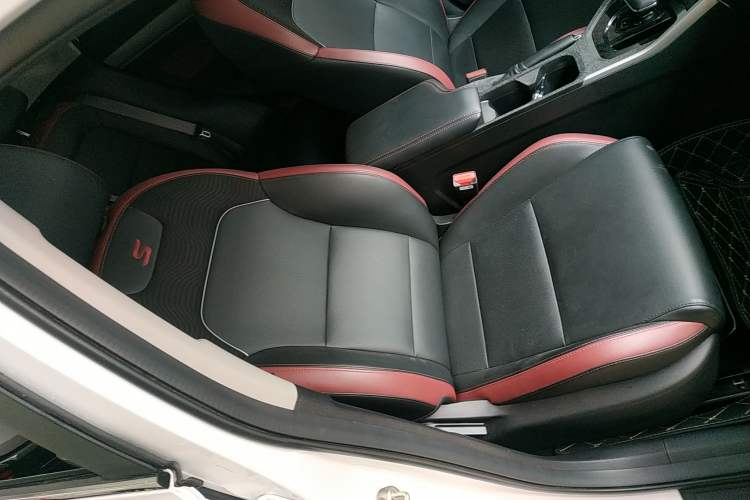 Used Geely Auto Coolray 2021 1.4T DCT Platinum Edition Right Front Seat