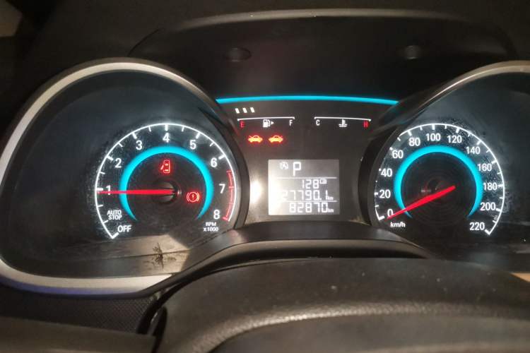 Used Chevrolet Cavalier 2016 1.5L Automatic Enjoyment Edition Instrument Cluster