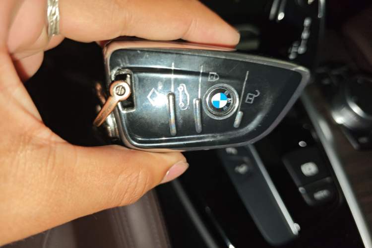 Used BMW X3 2019 xDrive28i Luxury Package Vehicle Key