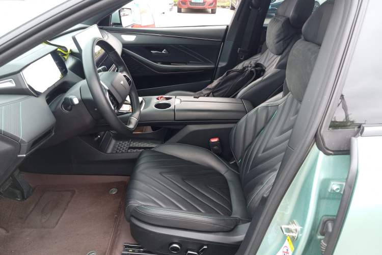 Used Deepal SL03 2023 200Max Range-Extended Version Left Front Seat