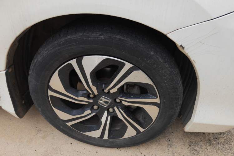 Used Honda Crider 2016 1.8L CVT Luxury Edition
