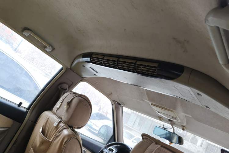 Used Huanghai Challenger SUV 2010 2.0L Two-Wheel Drive DD6490P
