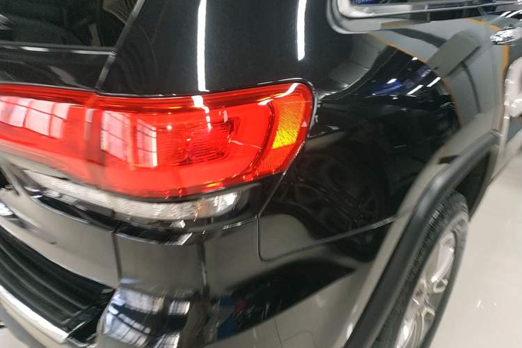 Used Jeep Grand Cherokee 2015 3.0L Comfort Navigation Edition