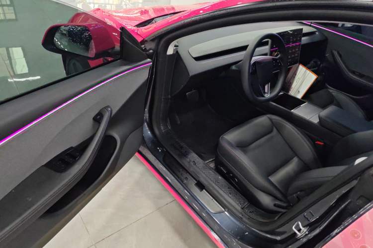 Used Tesla Model 3 2025 Rear-Wheel-Drive Version
