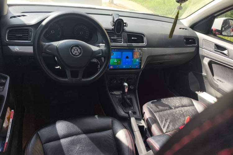 Used Volkswagen Lavida 2015 1.6L Automatic Fashion Edition