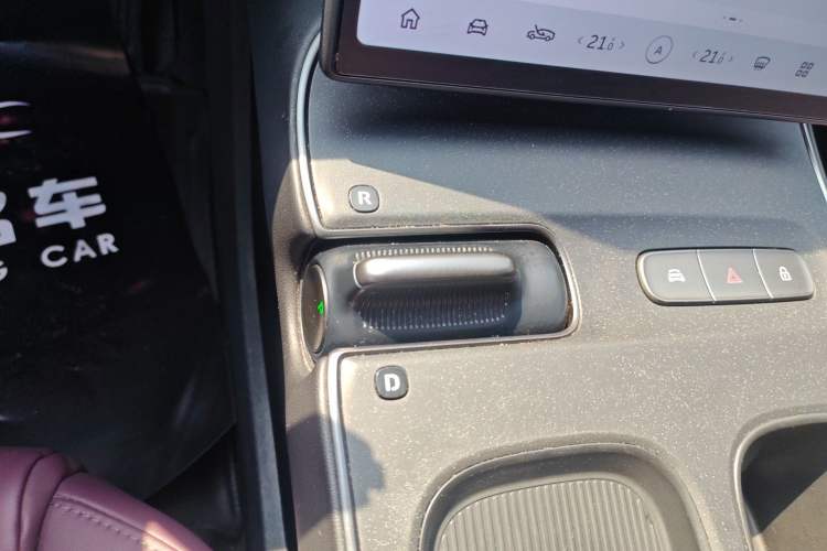 Used Nio ET5 2022 75 kWh Gear Lever