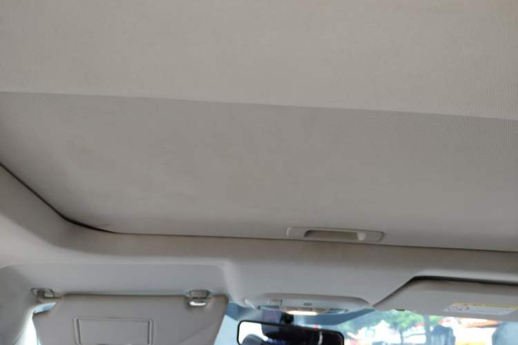 Used Ford Escort 2015 1.5L Automatic Fashion Model Headliner