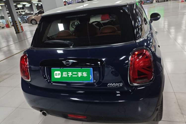 Used MINI MINI 2018 1.5T COOPER Artist