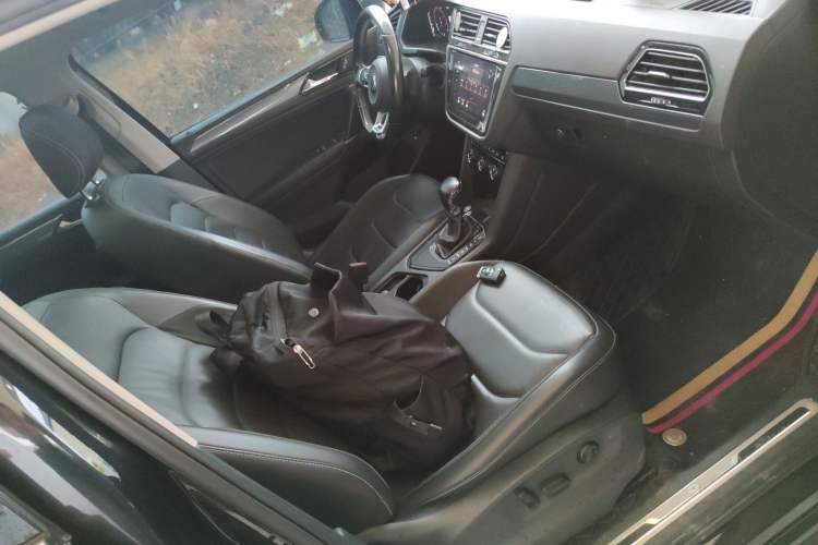 Used Volkswagen Tiguan L 2021 330TSI Automatic Two-Wheel Drive R-Line Enhanced Edition