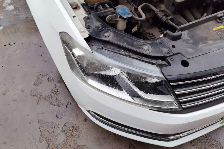 Used Volkswagen Lavida 2015 1.6L Automatic Comfort Edition
