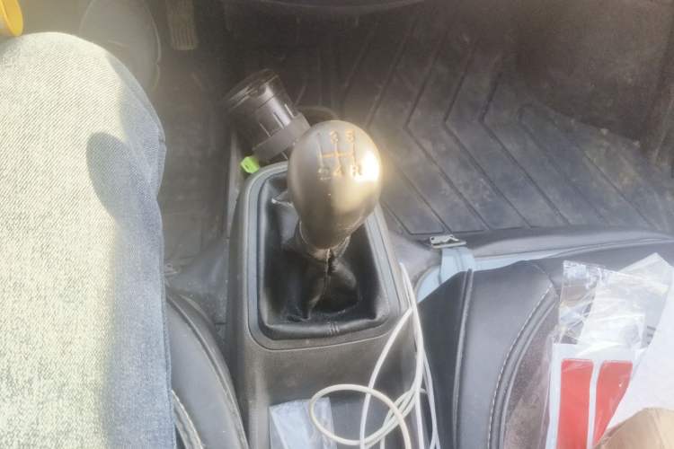 Used Wuling Rongguang 2019 1.2L S Van Standard Model with 5 Seats