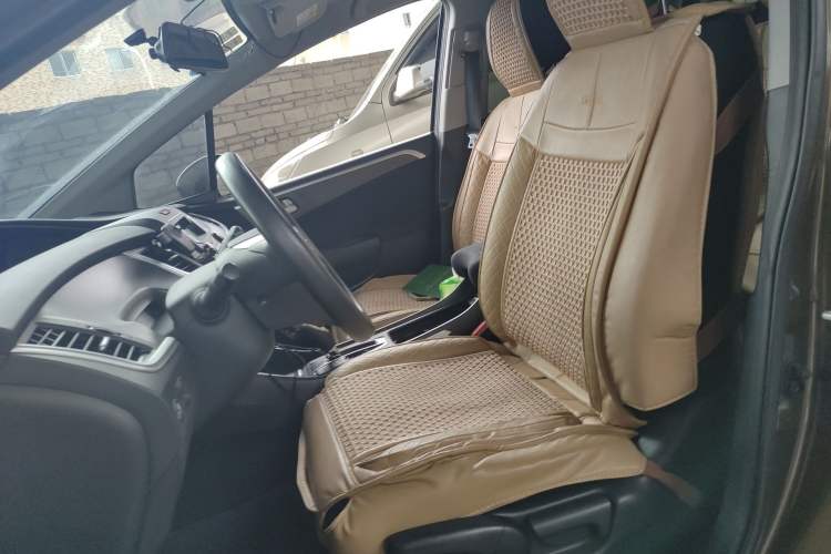 Used Honda Jade 2017 1.8L Automatic Classic Edition 5 seats Left Front Seat