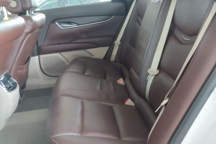 Used Cadillac XTS 2014 28T Comfort Version
