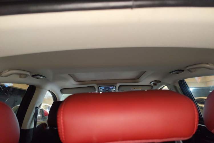 Used CHANGAN CS85 COUPE 2019 1.5T DCT Luxury Version China VI Standard Headliner