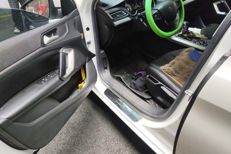 Used Peugeot 408 2020 360THP 10th Anniversary Edition Driver Seat