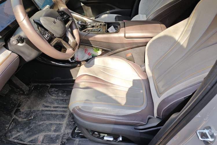 Used BYD Frigate 07 2023 DM-i 100KM Flagship Model
