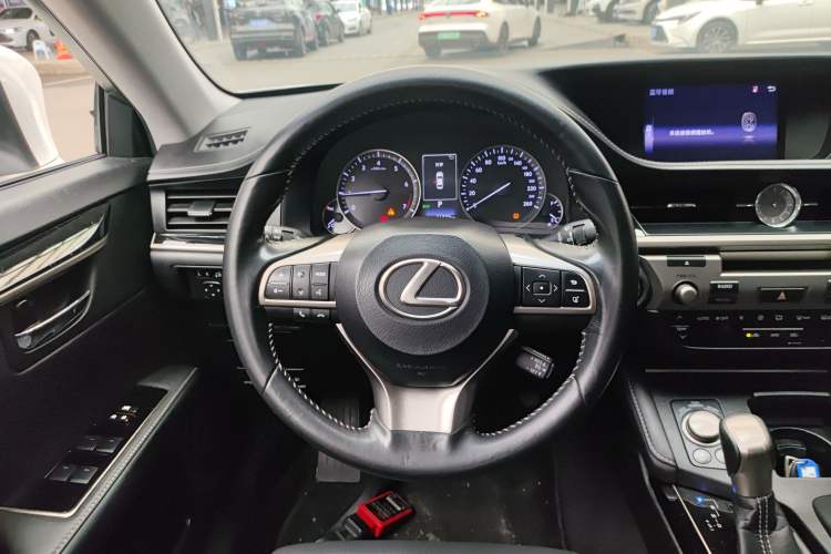 Used Lexus ES 2015 200 Elite Edition Steering Wheel