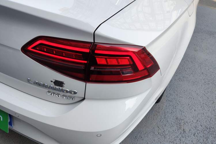 Used Volkswagen Lamando 2021 280TSI DSG Comfort Edition
