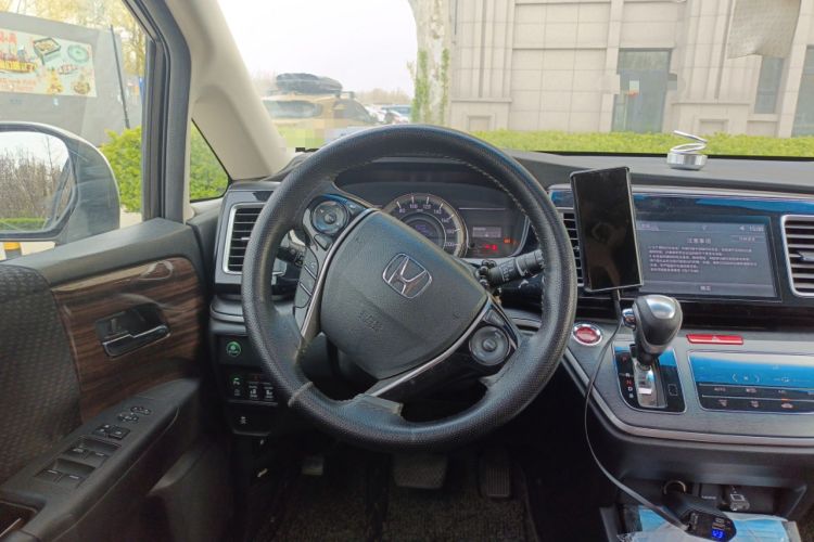 Used Honda Elysion 2016 2.4L Comfort Edition Steering Wheel