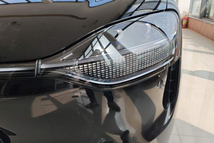 Used Hima AITO M9 2024 Range-Extended Ultra Version 42 kWh 6-Seater Model
