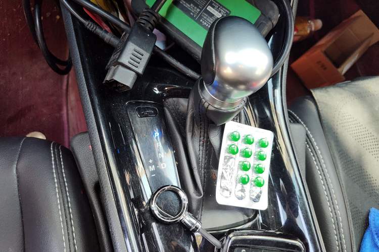 Used Toyota C-HR 2018 2.0L Leading with Sunroof China VI Standard
