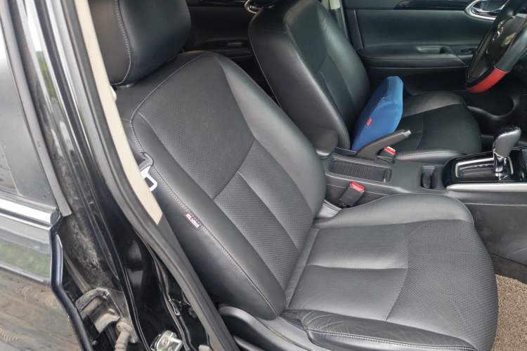 Used Nissan Sylphy 2016 1.6XV CVT Smart Enjoyment Version Right Front Seat