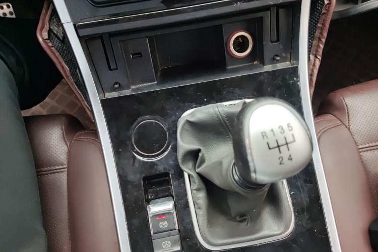 Used Yema T70 2017 T70S Sport Edition 1.5T Manual Leading Model
