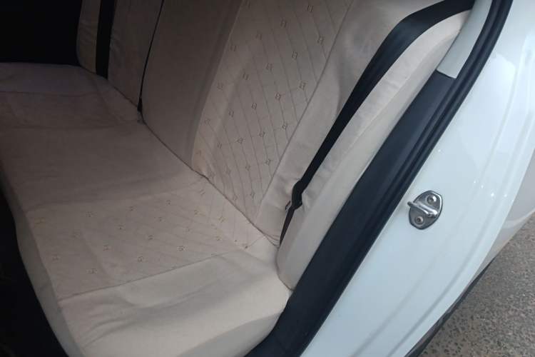 Used Volkswagen Santana 2021 1.5L Automatic Fashion Edition Left Rear Seat