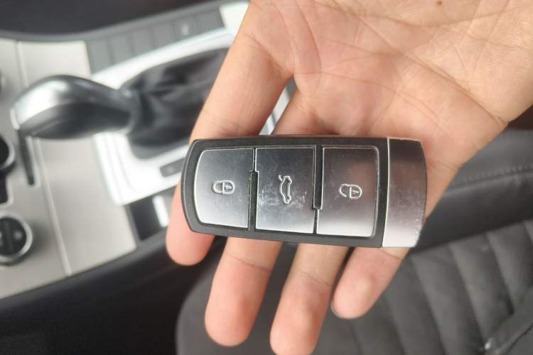 Used Volkswagen Magotan 2012 Travel Edition 2.0 TSI Comfort Version
