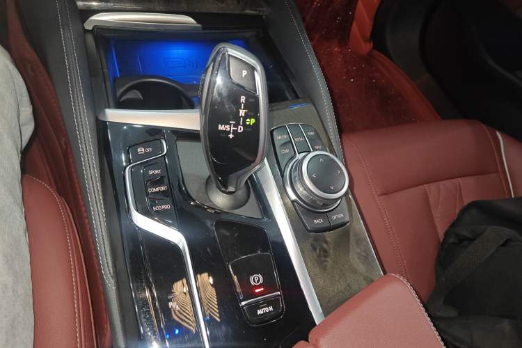 Used BMW 5 Series 2022 Restyled 525Li M Sport Package