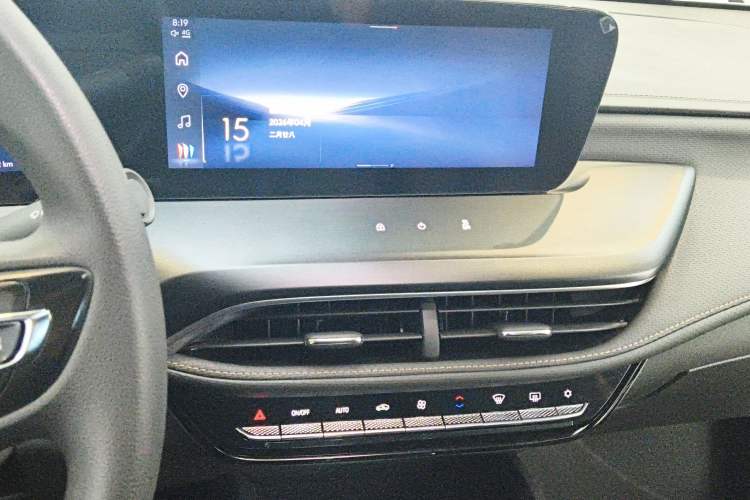 Used Buick Verano 2023 Pro Enjoyment Edition Audio And AC Panel