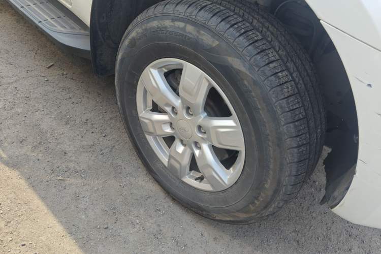 Used Ford Everest 2016 2.2T Diesel Manual Two-Wheel-Drive Elite Edition