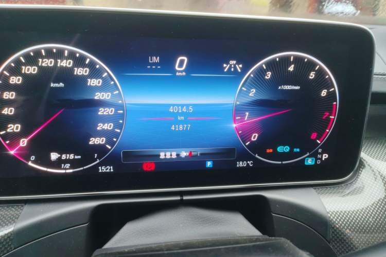 Used Mercedes-Benz C-Class 2022 C 260 L Sport Edition Odometer Close Up