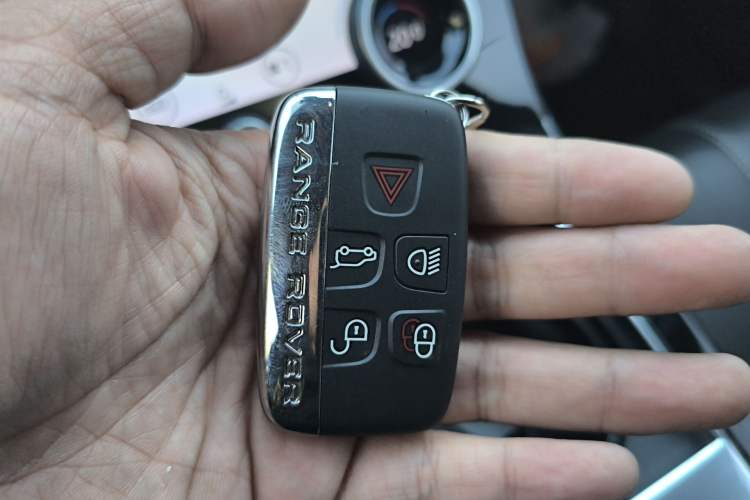 Used Land Rover Range Velar 2020 P250 R-DYNAMIC S
