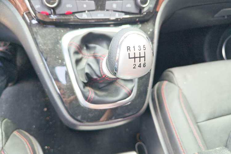 Used Haval H6 2014 Sport Version 1.5T Manual Two-Wheel Drive Elite Edition