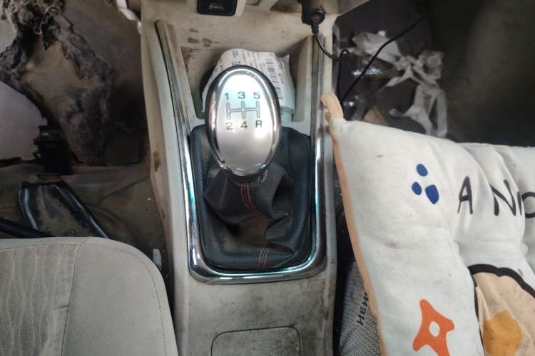 Used Jinbei New Hiace X30L 2016 1.5L Wealth Edition DLCG14 Gear Lever