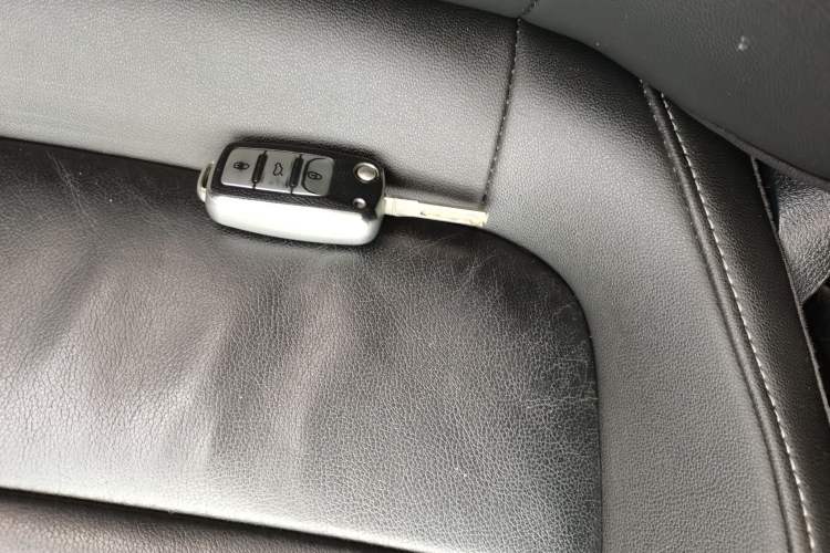 Used Volkswagen Sagitar 2016 230TSI 25th Anniversary Edition
