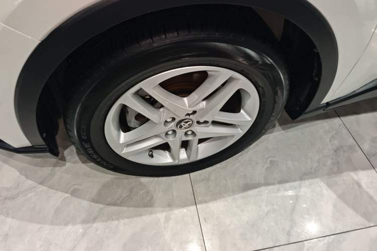 Used Toyota C-HR 2022 2.0L Comfort Edition Exterior 4