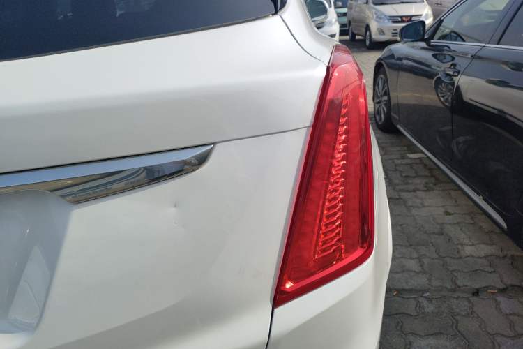 Used Cadillac XT5 2016 25T Luxury Model
