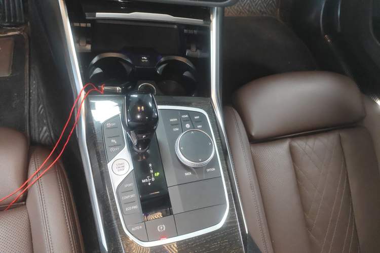 Used BMW 3 Series 2022 Updated 325Li M Sport Package Gear Lever