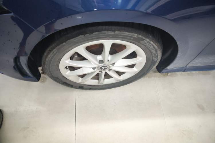 Used Mercedes-Benz A-Class 2021 A 200 L Sport Sedan Fashion Model
