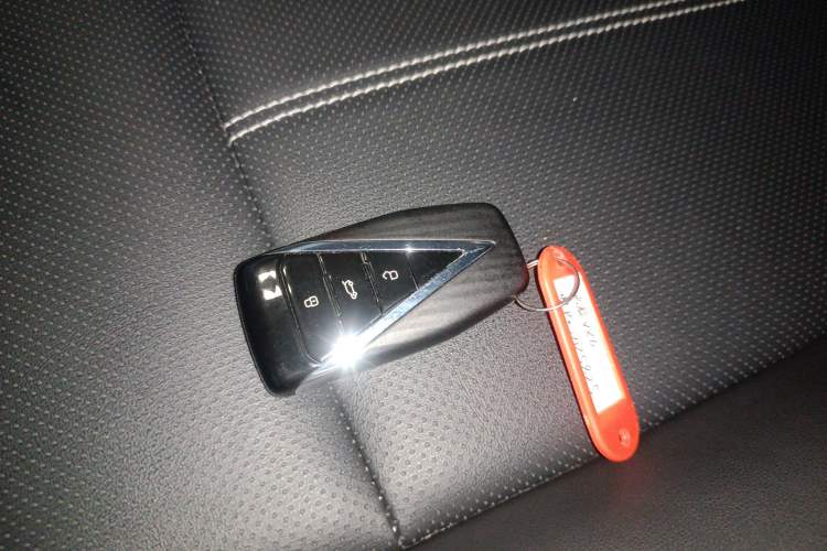 Used Venucia VX6 2023 520 Pro
