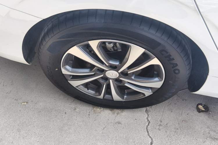 Used CHANGAN Eado 2023 Changan Edition PLUS Blue Whale NE 1.4T GDI DCT Prestige Version