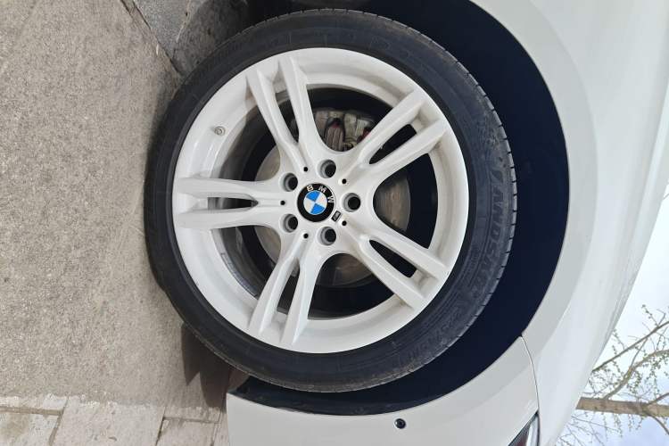 Used BMW 3 Series 2019 320Li M Sport Package Right Front Wheel Hub