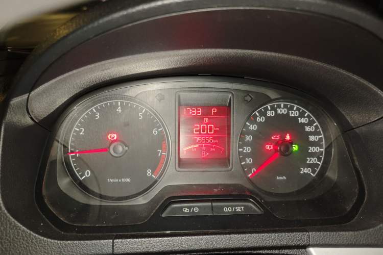 Used Volkswagen Jetta 2015 1.6L Automatic Comfort Model Instrument Cluster