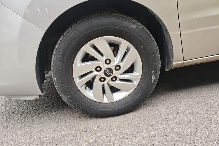 Used JAC Refine M4 2016 2.0L Manual Luxury Version